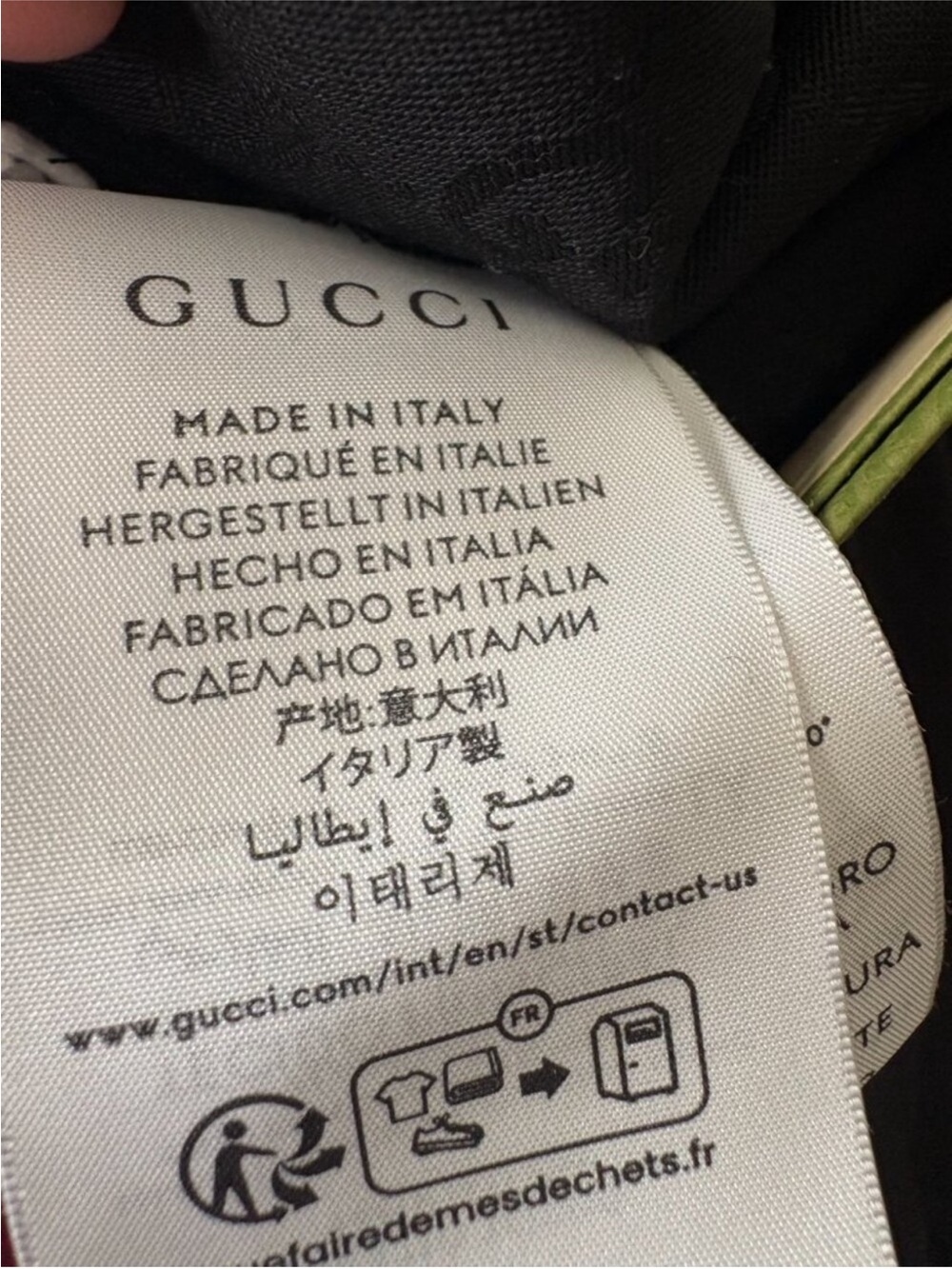 Gucci Black Shawl with Logo Tag - Picture 3 of 12